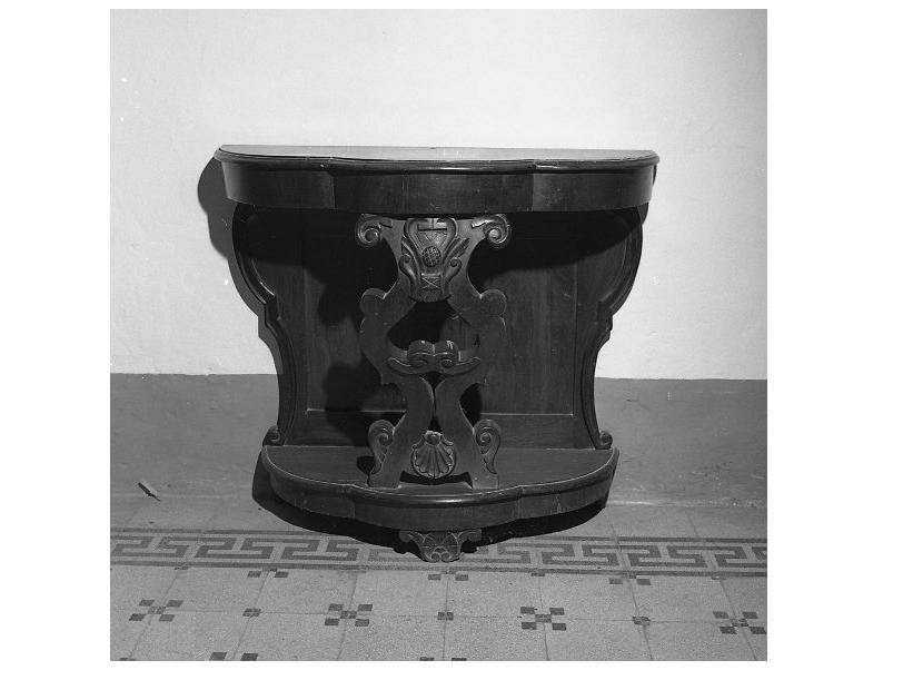 console - bottega italiana (sec. XIX)
