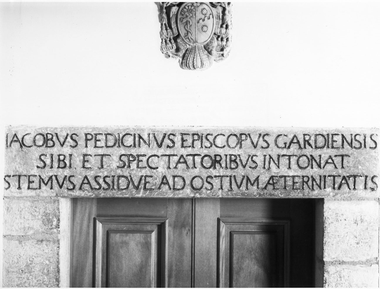 architrave - bottega molisana (sec. XVII)