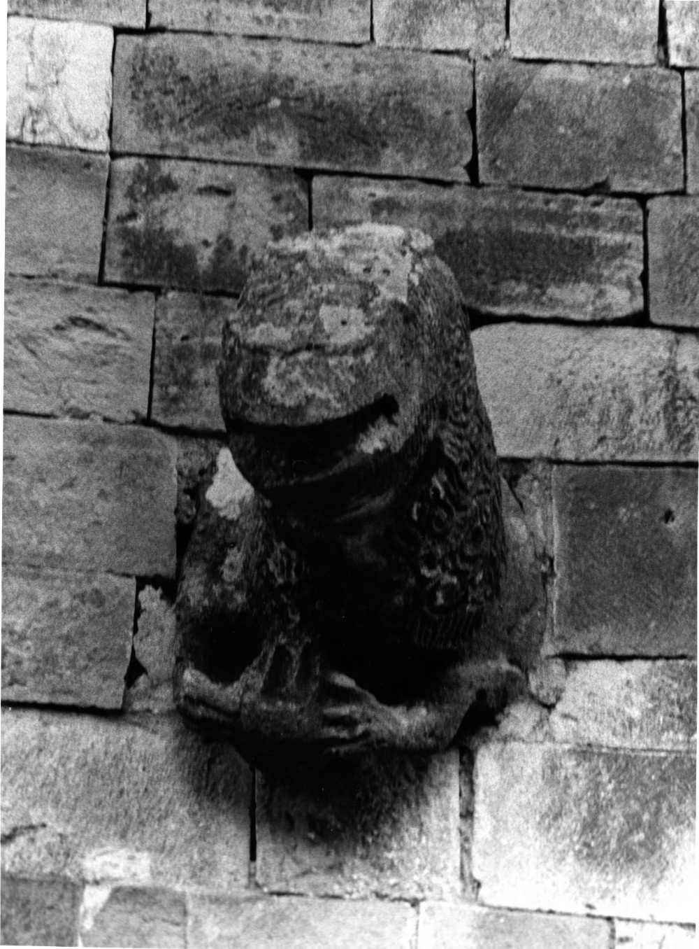 protome, coppia - bottega Italia meridionale (secc. XII/ XIII)