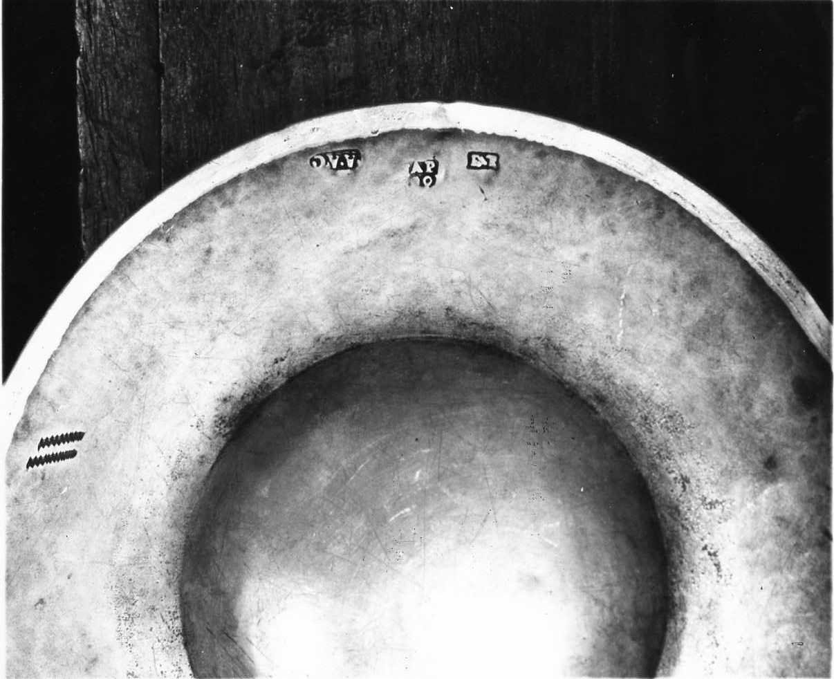 patena, elemento d'insieme - bottega napoletana (fine sec. XVII)