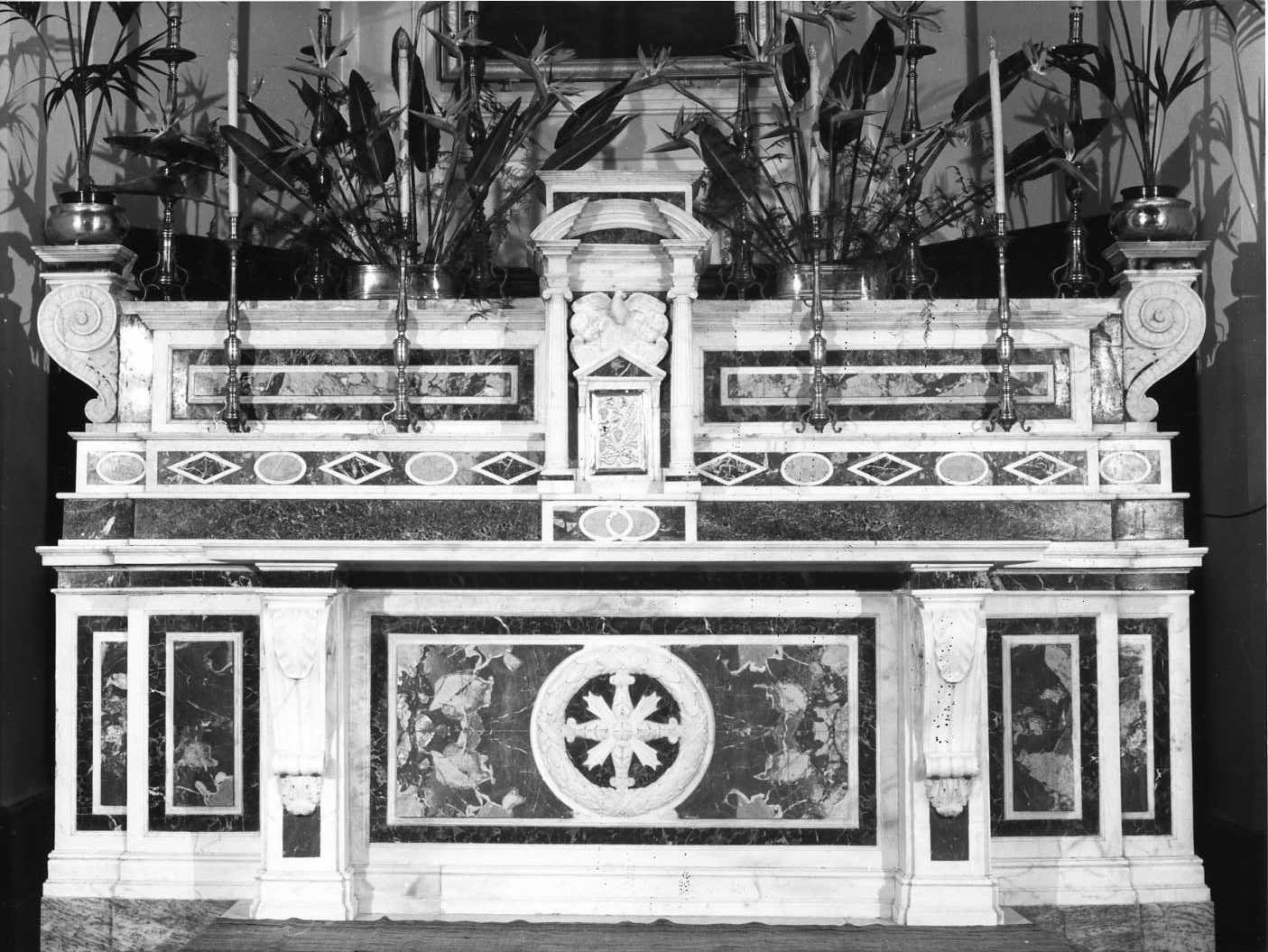 altare maggiore - bottega Italia meridionale (sec. XIX)