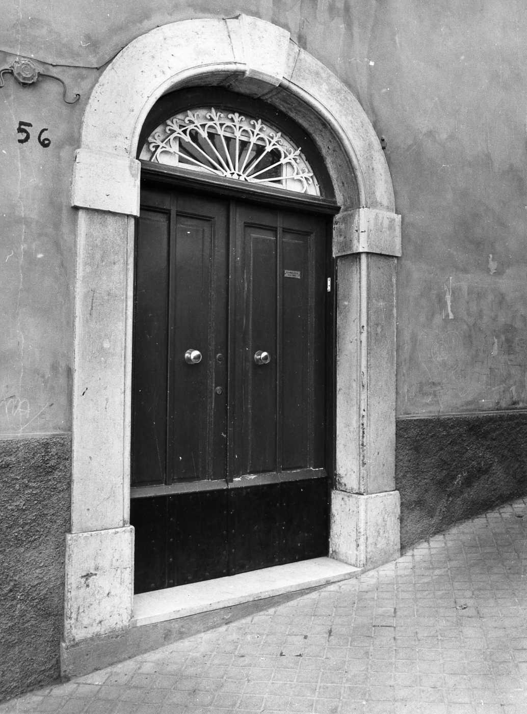 portale - bottega Italia meridionale (fine/inizio secc. XIX/ XX)