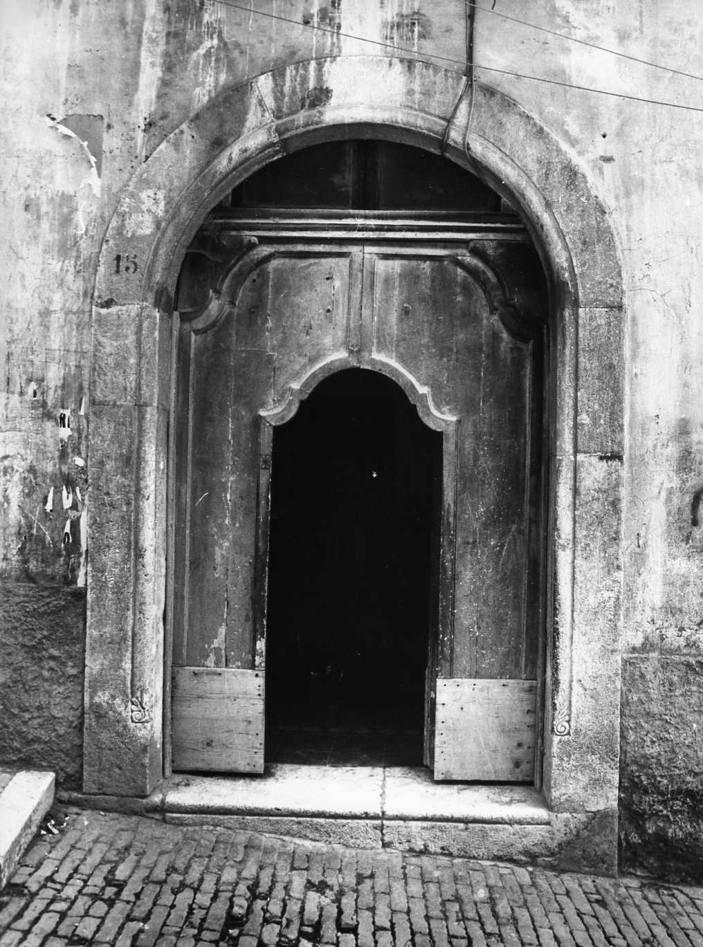 portale - bottega Italia meridionale (secc. XVII/ XVIII)