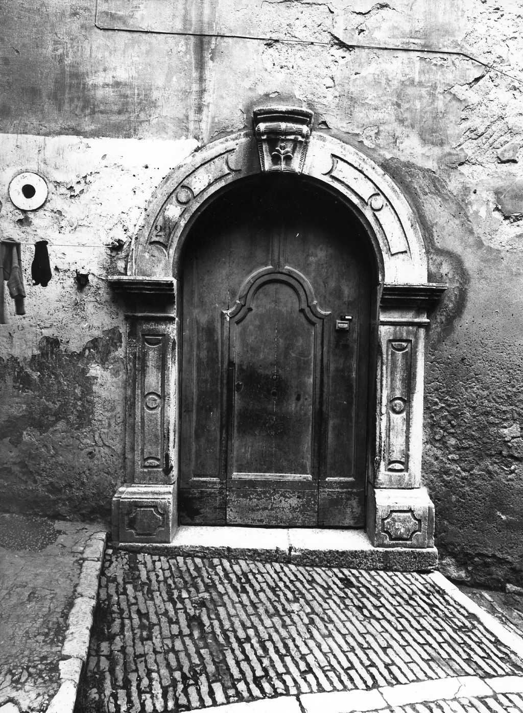 portale - bottega Italia meridionale (sec. XVIII)