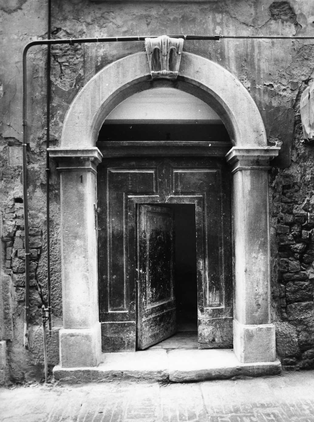 portale - bottega Italia meridionale (sec. XIX)