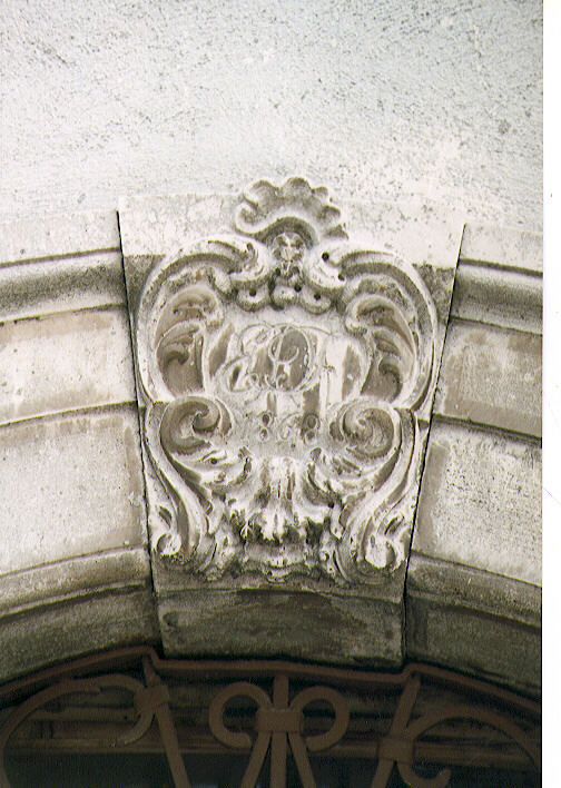 chiave di volta, elemento d'insieme - bottega molisana (sec. XIX)