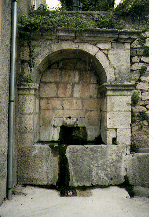 fontana - bottega molisana (sec. XVIII)