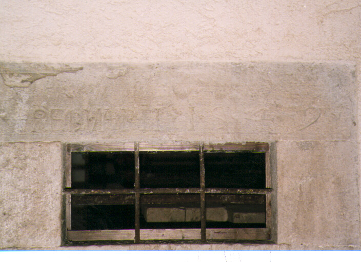 lapide, frammento - bottega italiana (sec. XVI)