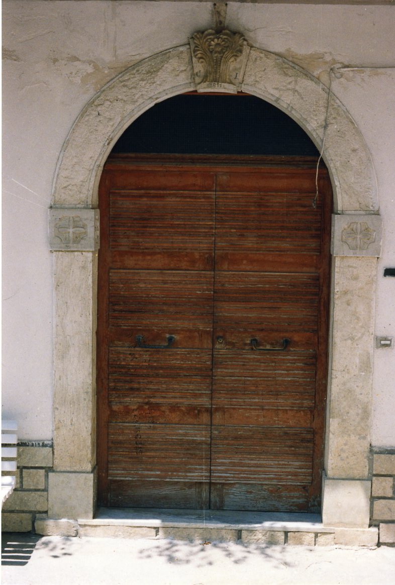 portale - bottega molisana (sec. XIX)
