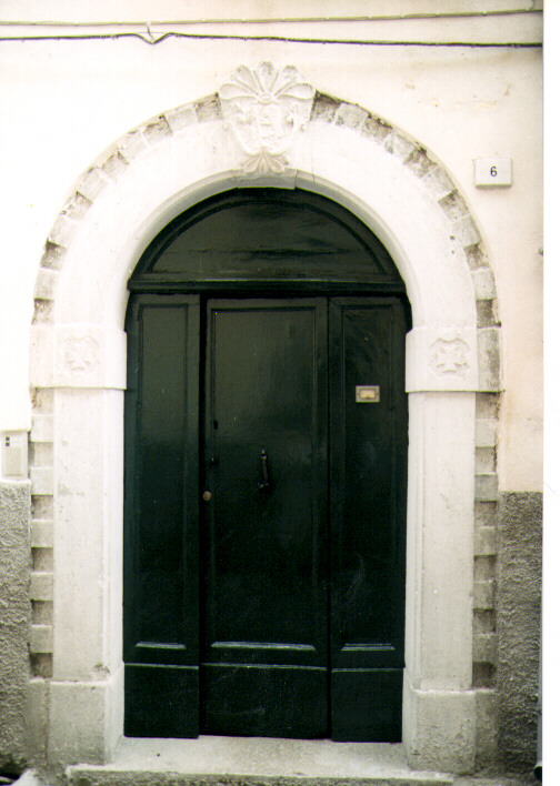 portale - bottega molisana (fine sec. XIX)