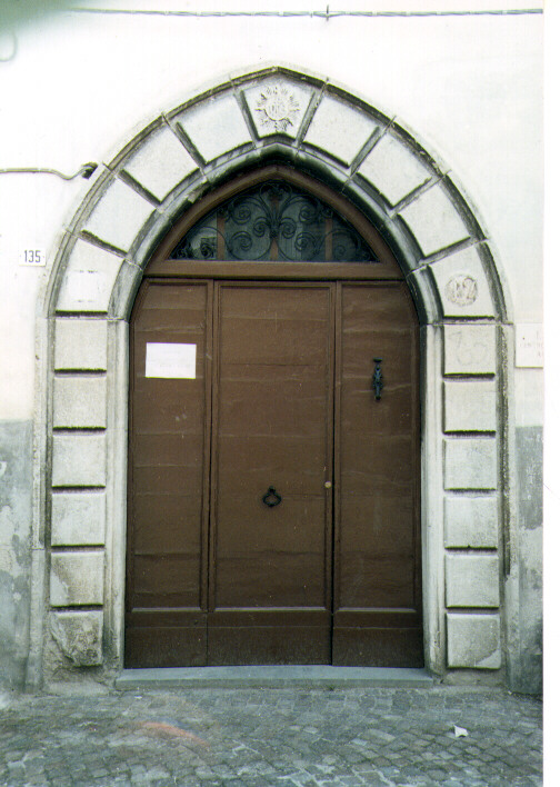 portale - bottega molisana (fine sec. XV)
