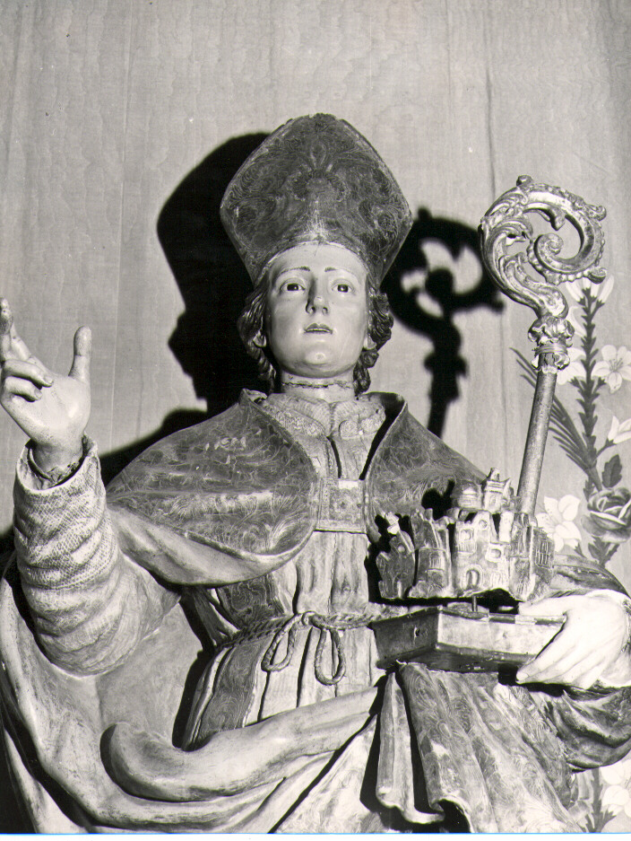 Sant'Emidio (scultura) di Postiglione Francesco (attribuito) (sec. XVIII)