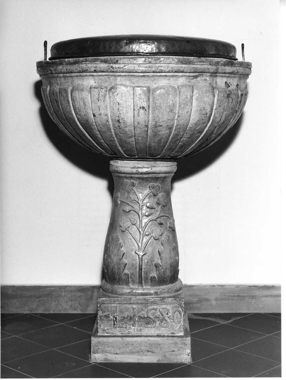 fonte battesimale - bottega molisana (sec. XVI)