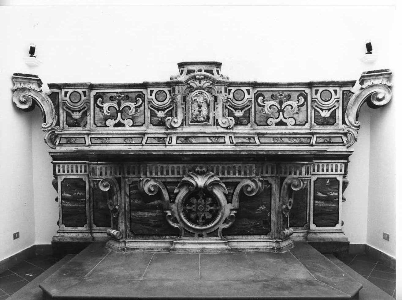 altare - bottega napoletana (sec. XVIII)