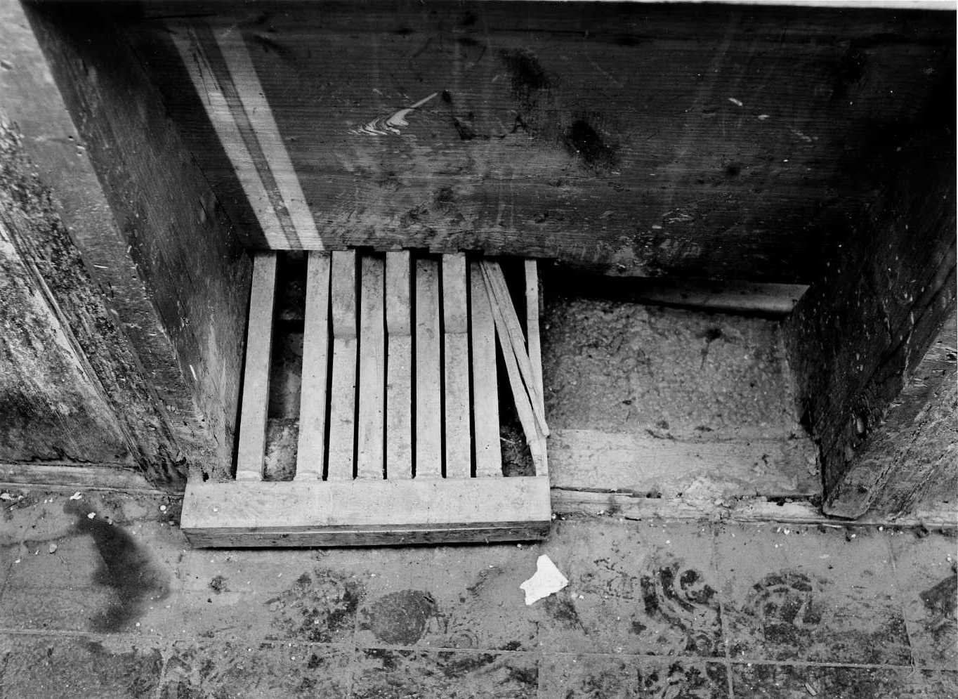 organo, elemento d'insieme - bottega napoletana (sec. XVIII)