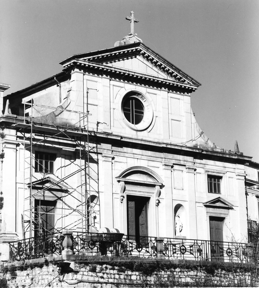 decorazione plastico-architettonica - bottega molisana (sec. XIX)