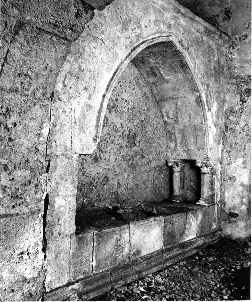 monumento funebre - bottega Italia centro-meridionale (fine/inizio secc. XIII/ XIV)