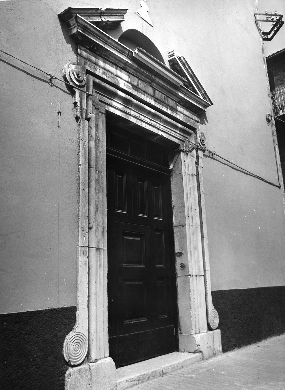 portale - bottega molisana (sec. XVIII)