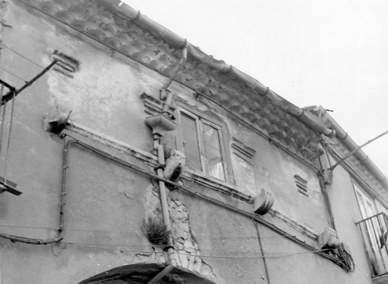 decorazione plastica, serie - bottega Italia centro-meridionale (sec. XIX)