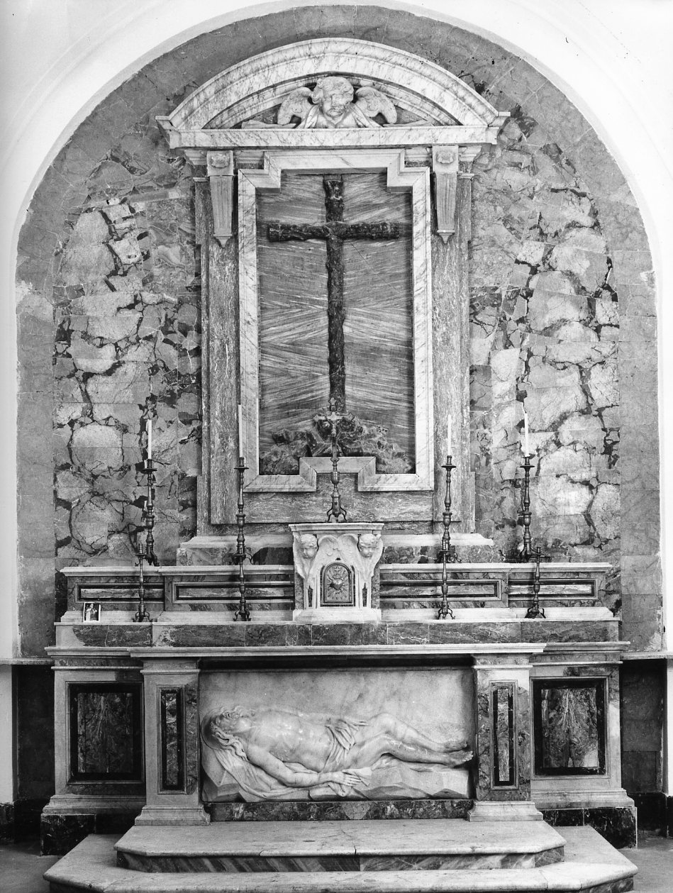 altare del Crocifisso (altare) - bottega Italia meridionale (secc. XIX/ XX)