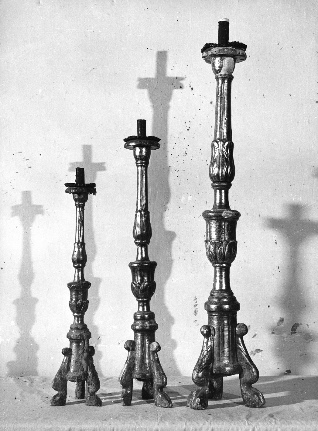 candeliere, serie - bottega molisana (sec. XIX)