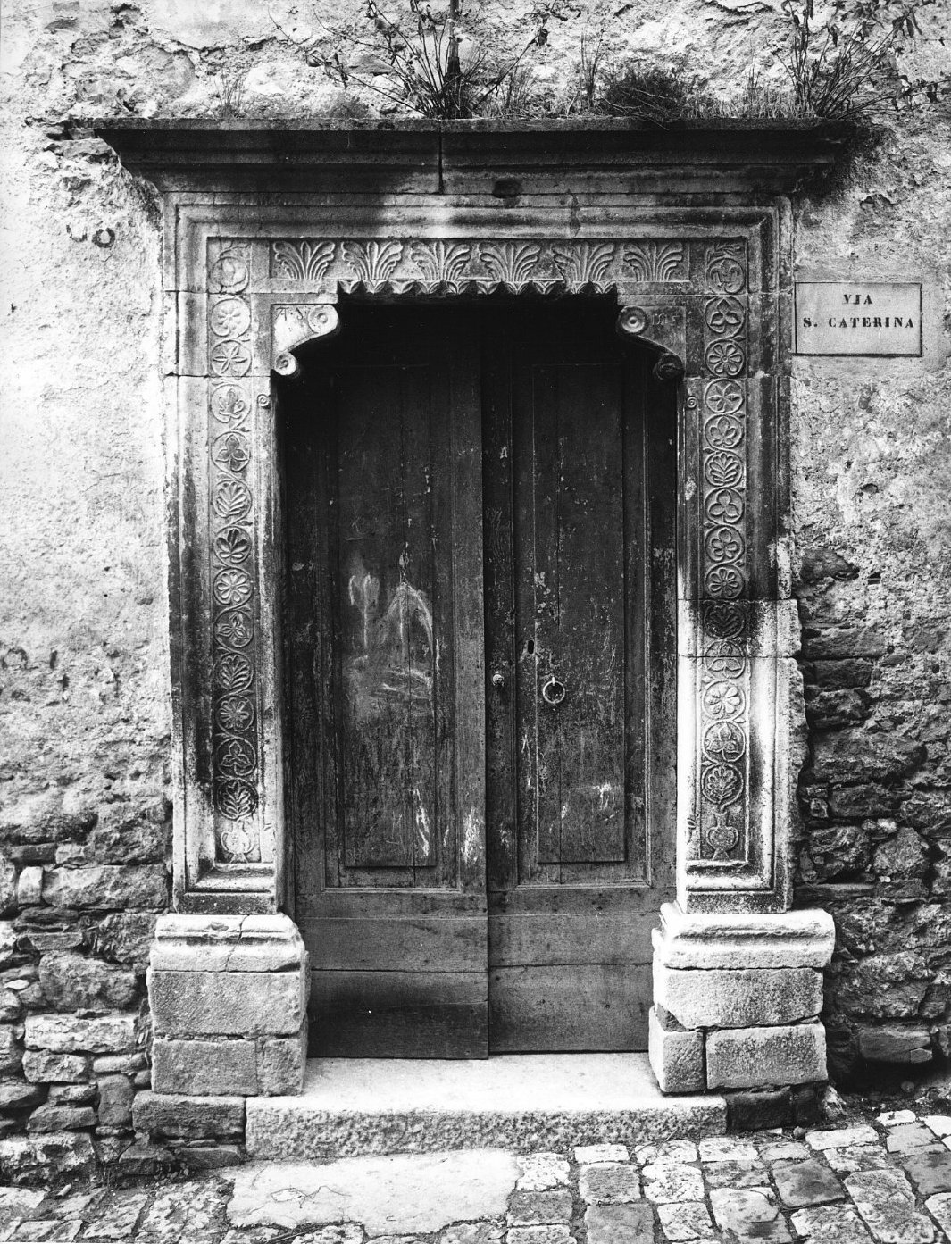 portale - bottega molisana (sec. XVI)