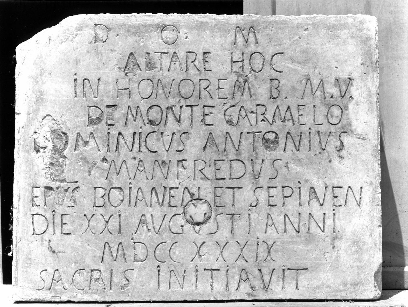 lastra, frammento - bottega molisana (sec. XVIII)