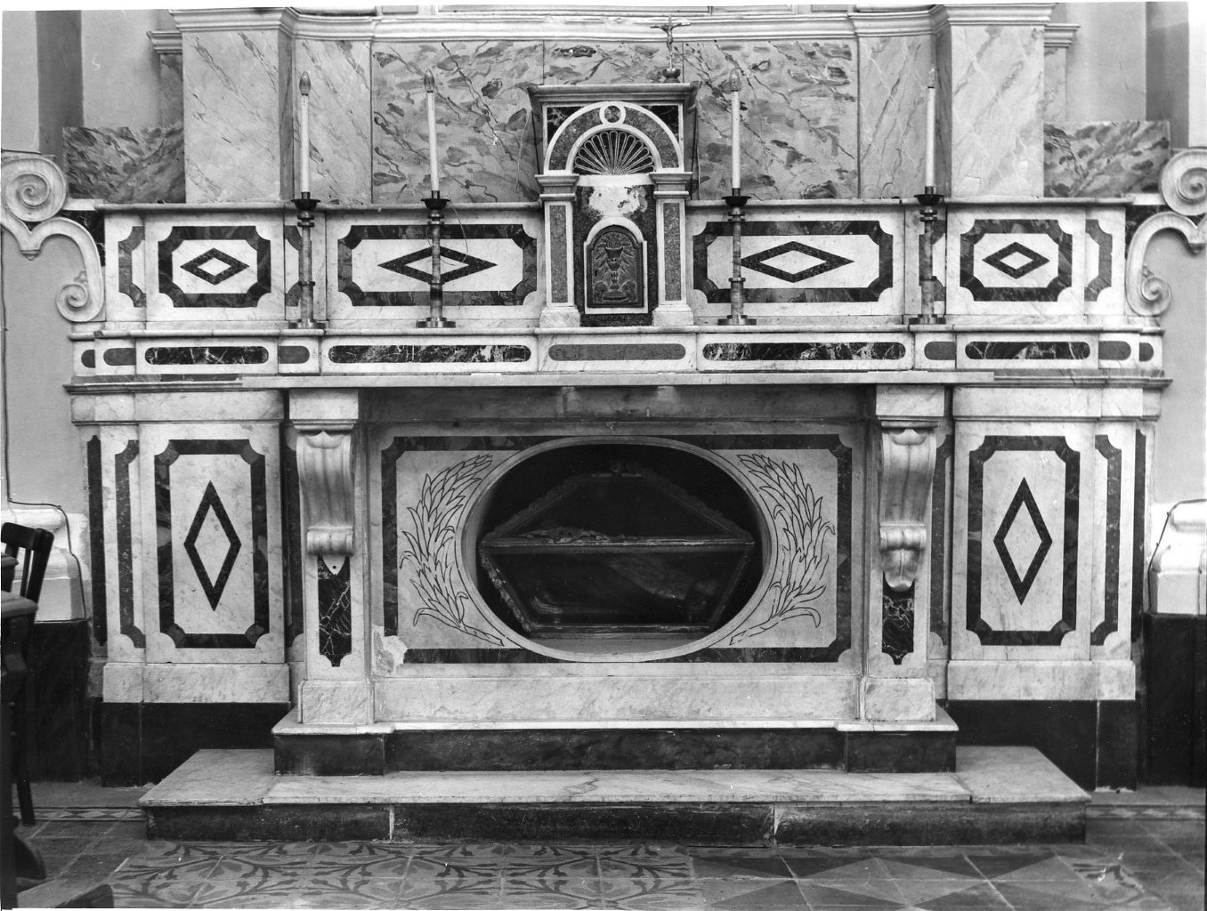 altare - a mensa, elemento d'insieme - bottega molisana (fine sec. XIX)