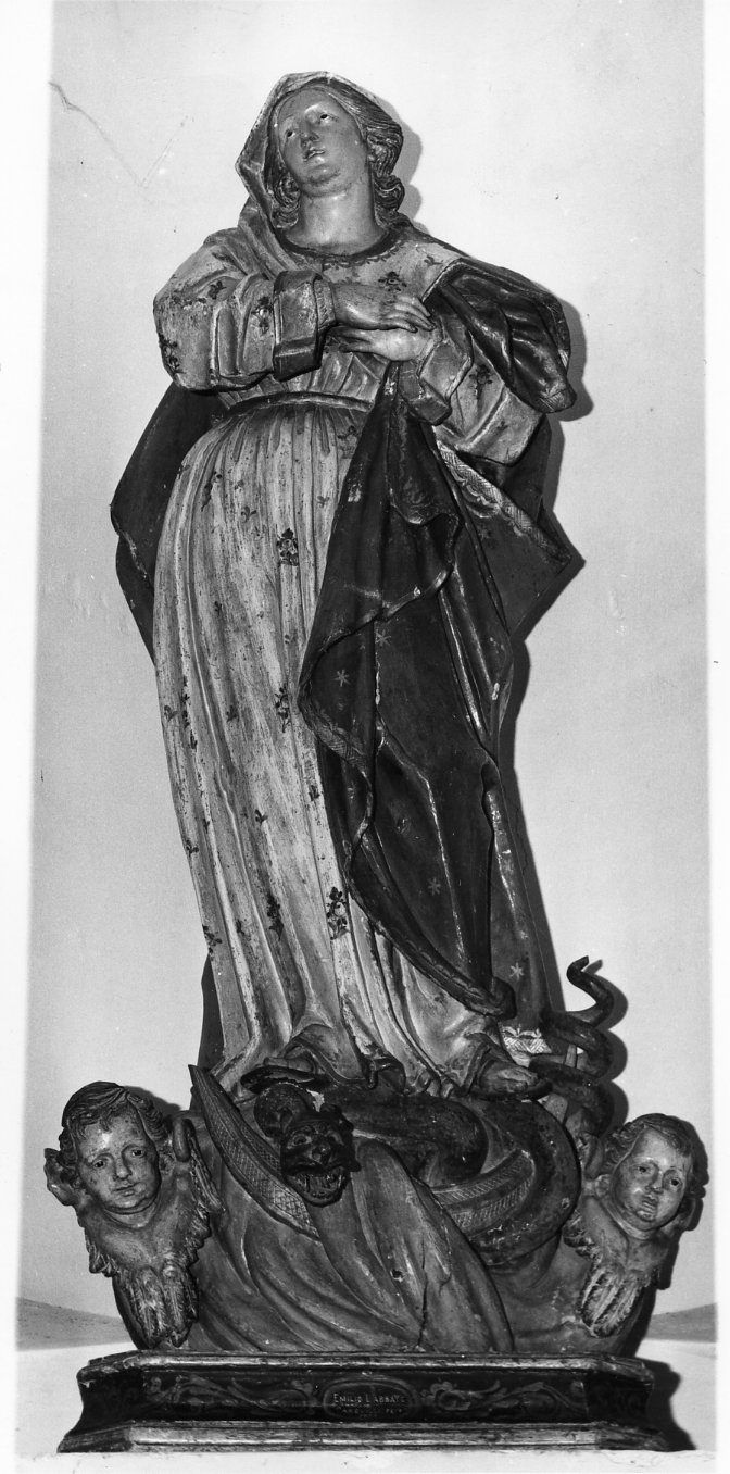 Madonna Immacolata (statua, opera isolata) di Labbate Emilio (sec. XIX)