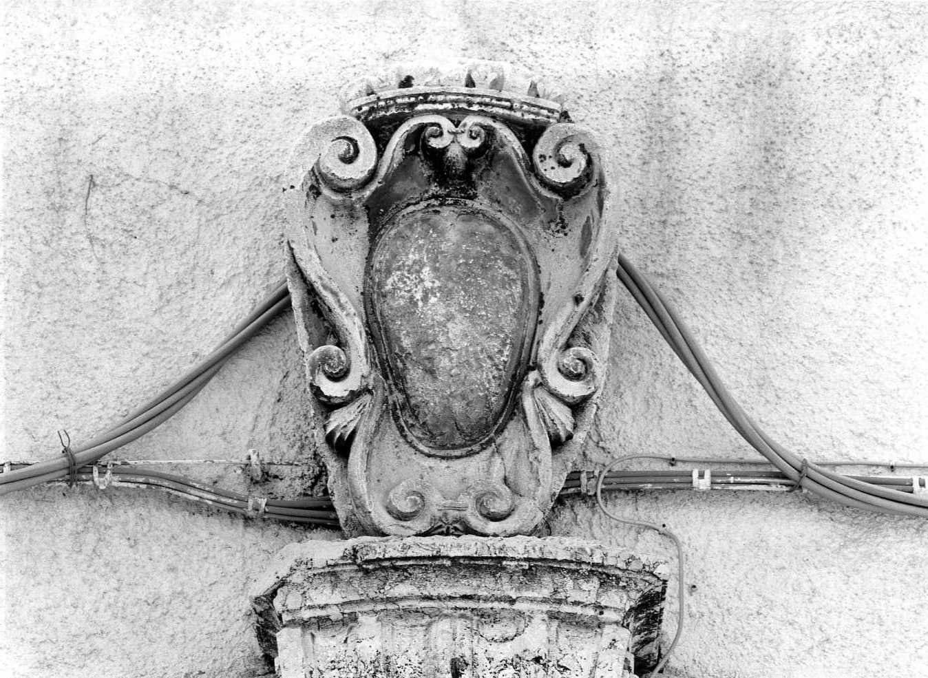 rilievo, elemento d'insieme - bottega molisana (sec. XVIII)