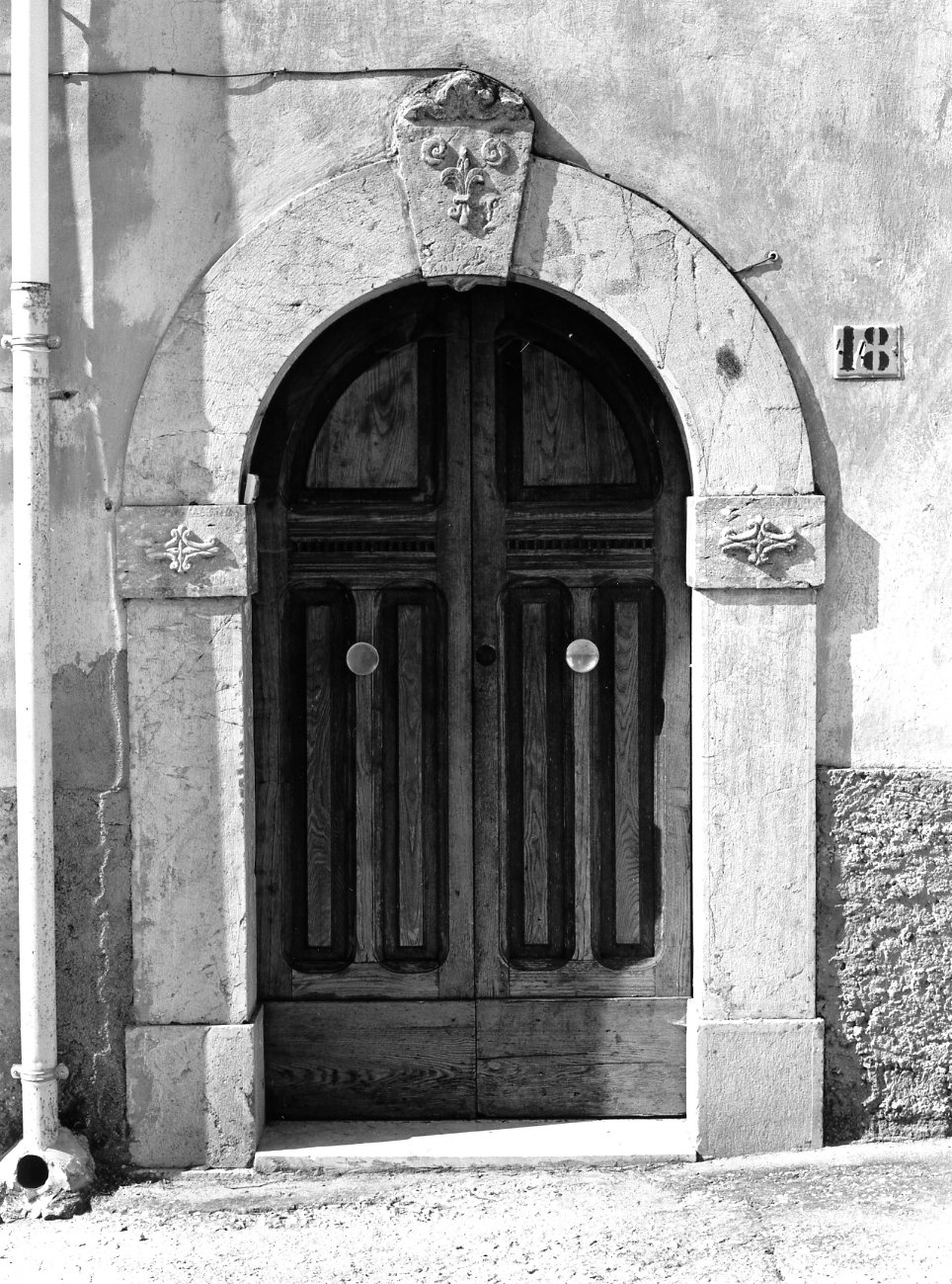 portale - ad arco - ambito molisano (sec. XVIII)