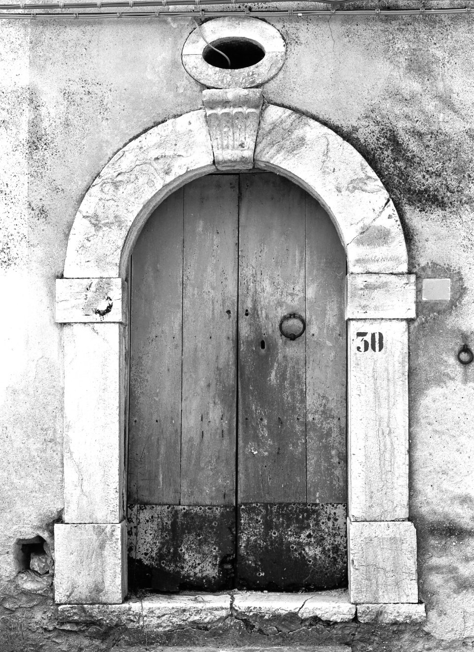 portale - ad arco - ambito Italia meridionale (sec. XVIII)