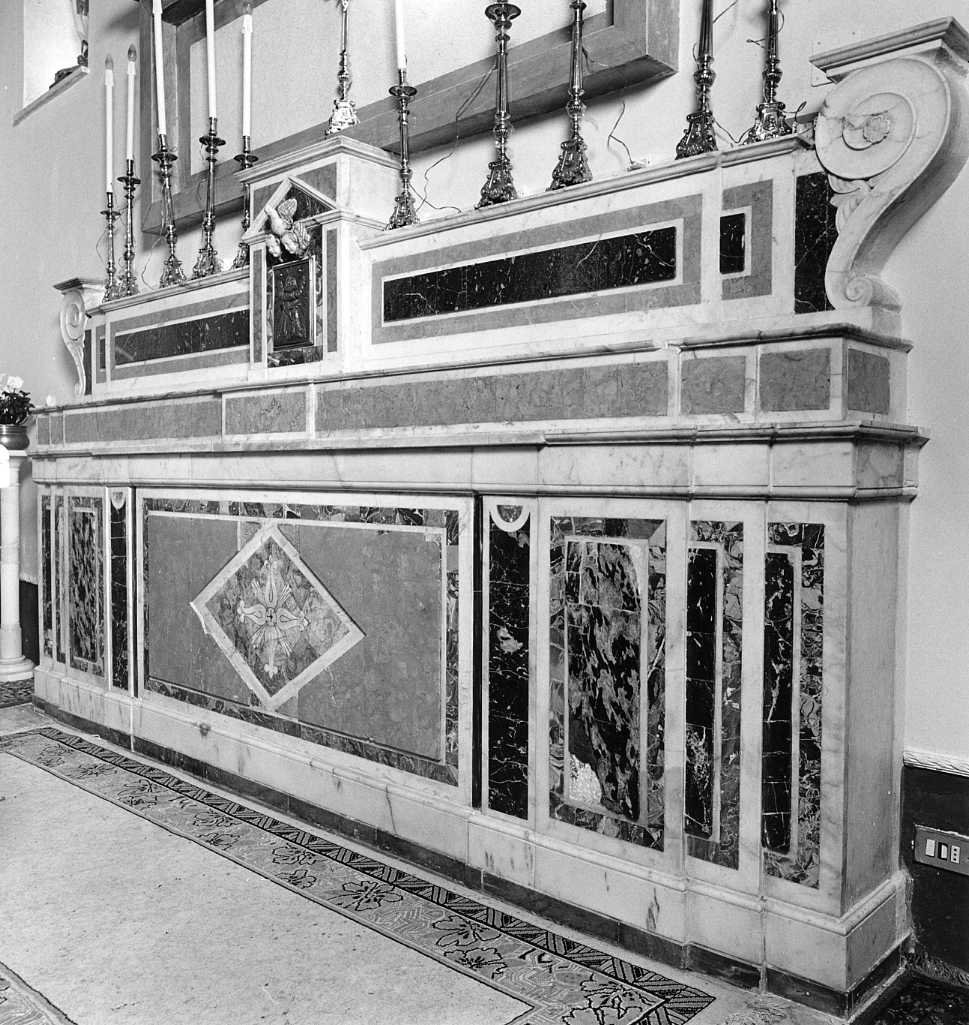 altare maggiore - bottega Italia meridionale (ultimo quarto sec. XIX)