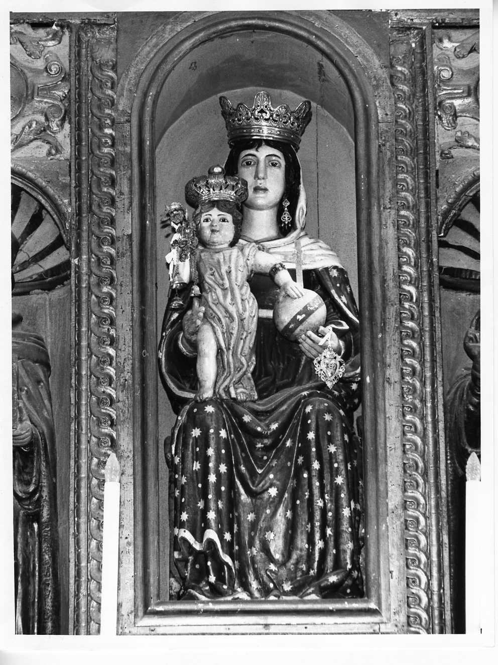 Madonna con Bambino (scultura) - bottega Italia meridionale (sec. XVII)