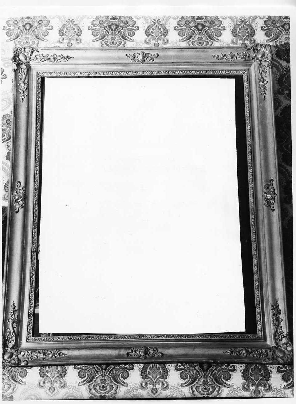 cornice - bottega Italia meridionale (metà sec. XIX)