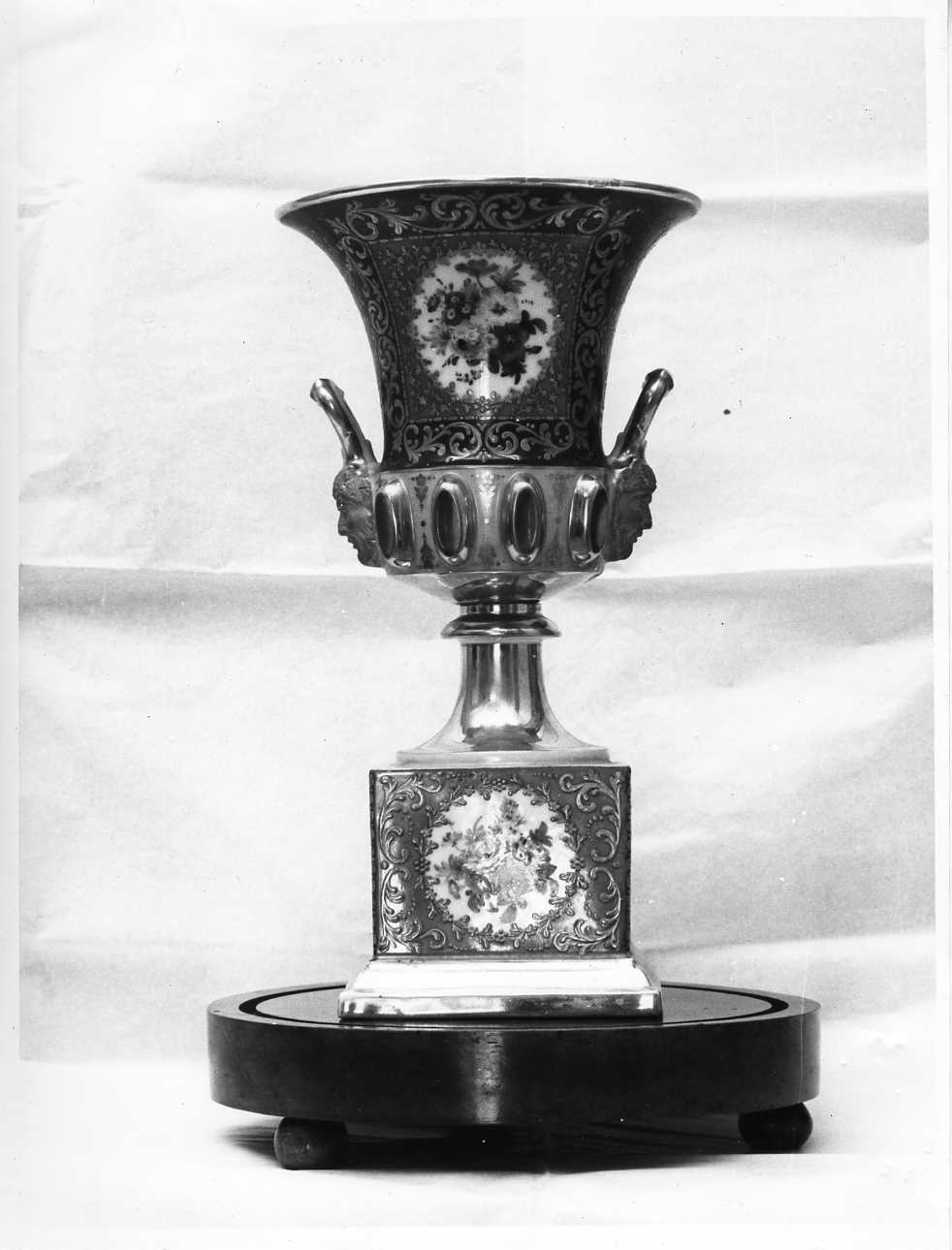 anfora, coppia - bottega napoletana (inizio sec. XIX)