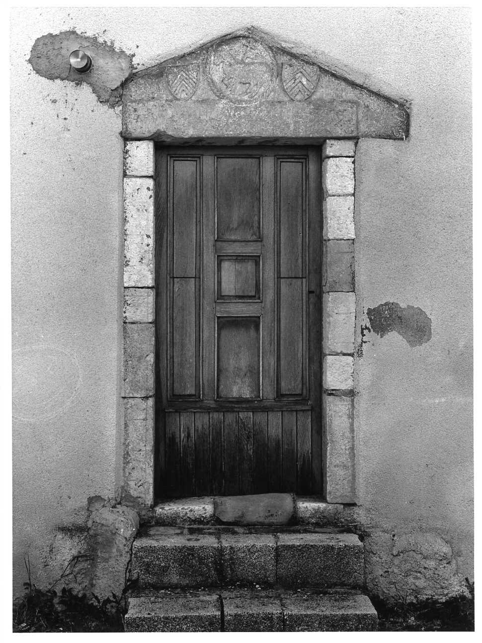 portale - bottega molisana (fine/inizio secc. XIII/ XIV)