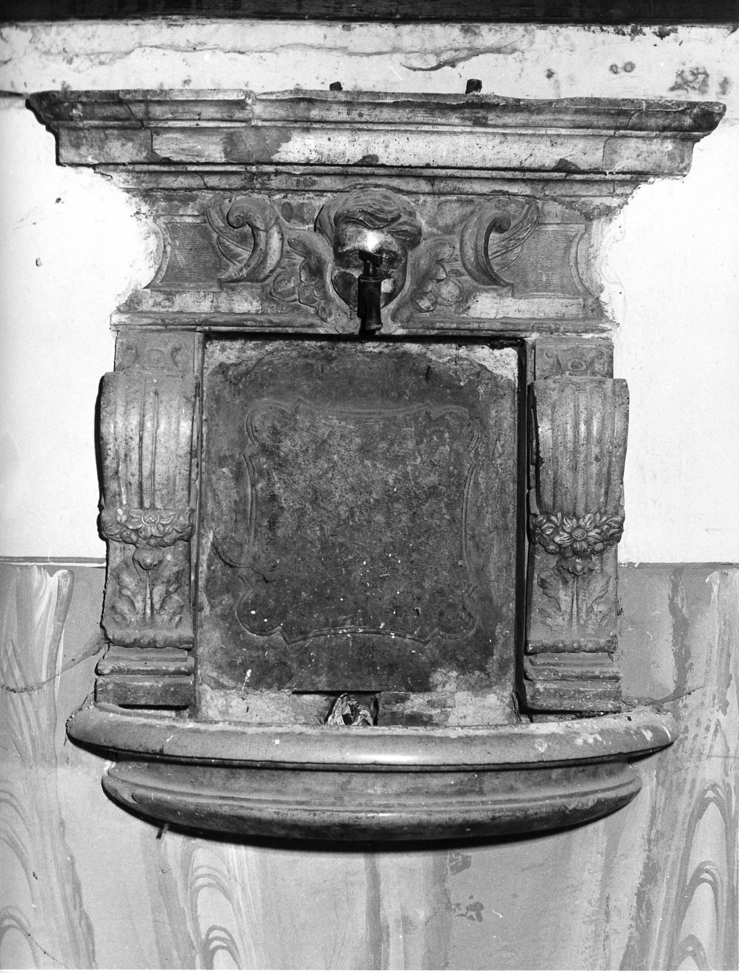 lavabo da sacrestia - bottega molisana (seconda metà sec. XVIII)