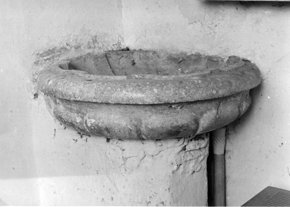 acquasantiera - bottega Italia meridionale (secc. XVIII/ XIX)