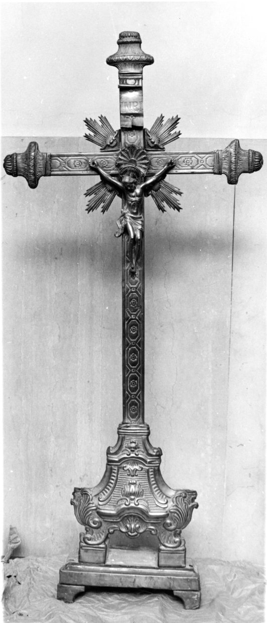 crocifisso - bottega Italia meridionale (sec. XIX)