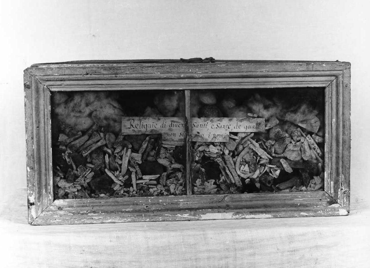 reliquiario a teca - a cassetta - bottega Italia meridionale (sec. XVII)