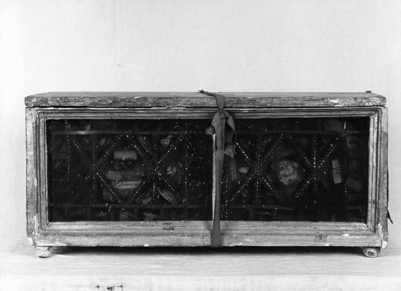 reliquiario a teca - a cassetta - bottega Italia meridionale (seconda metà sec. XVII)