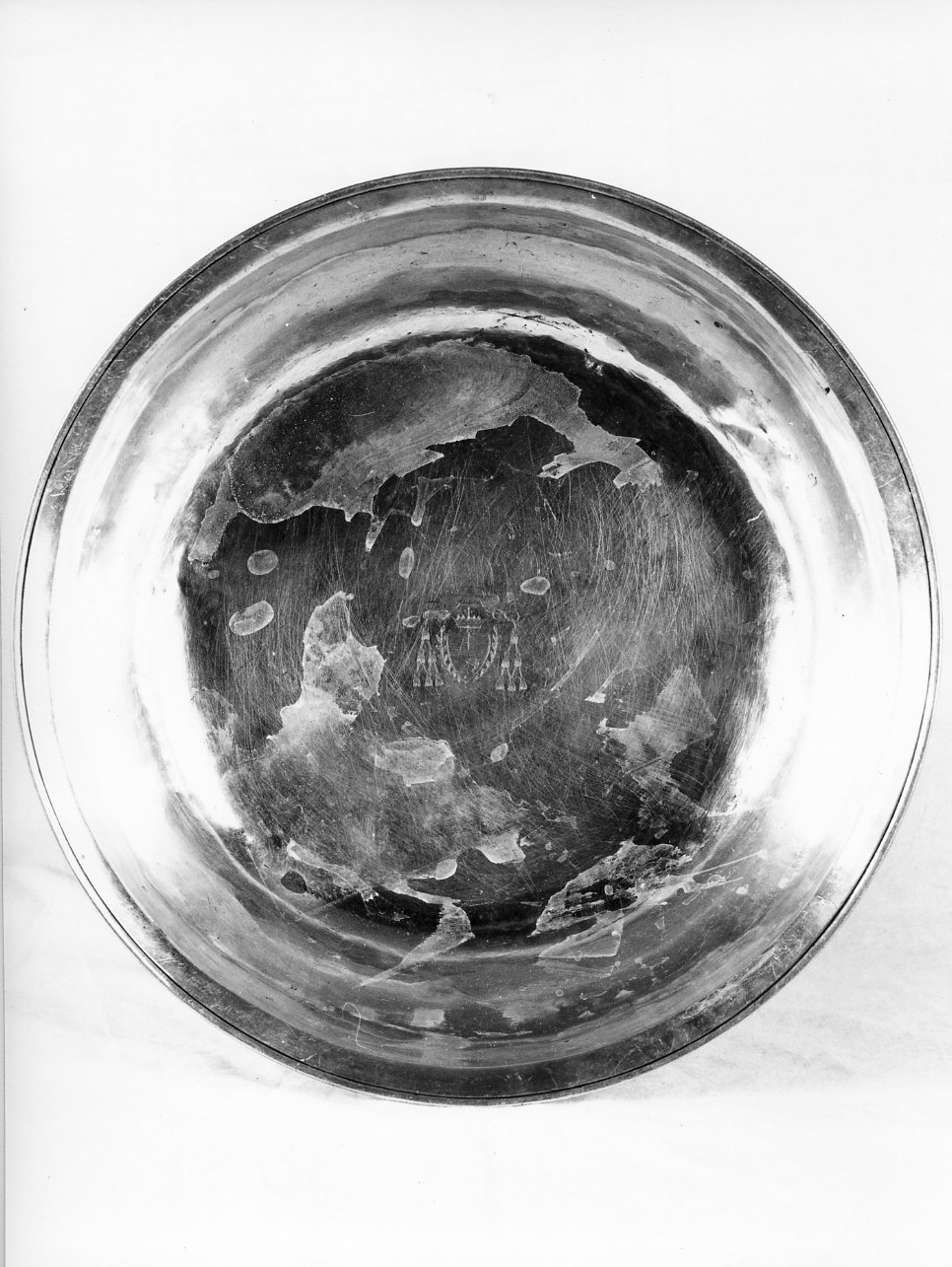 bacile di Monogrammista F.C (sec. XVIII)