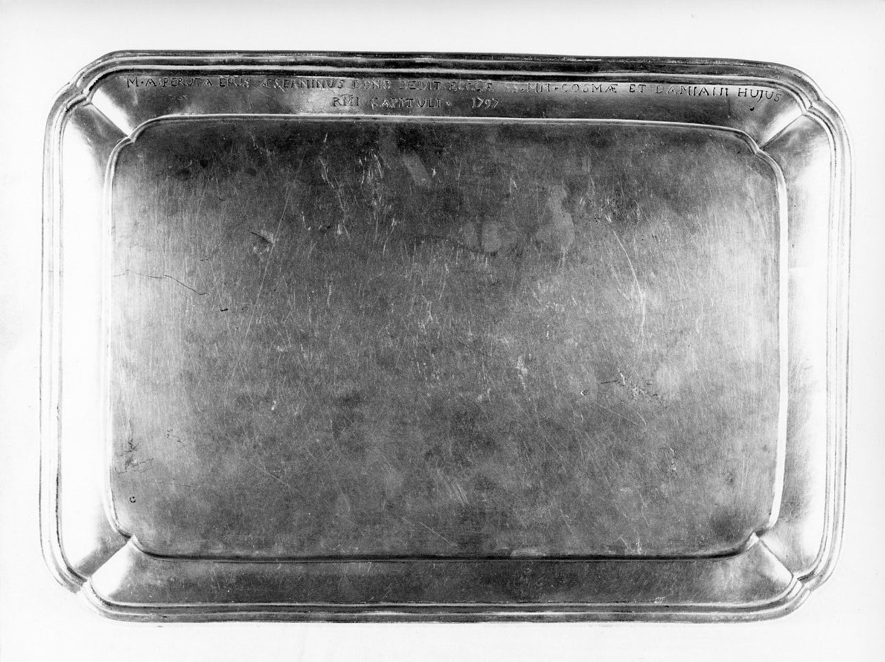 vassoio - bottega napoletana (sec. XVIII)