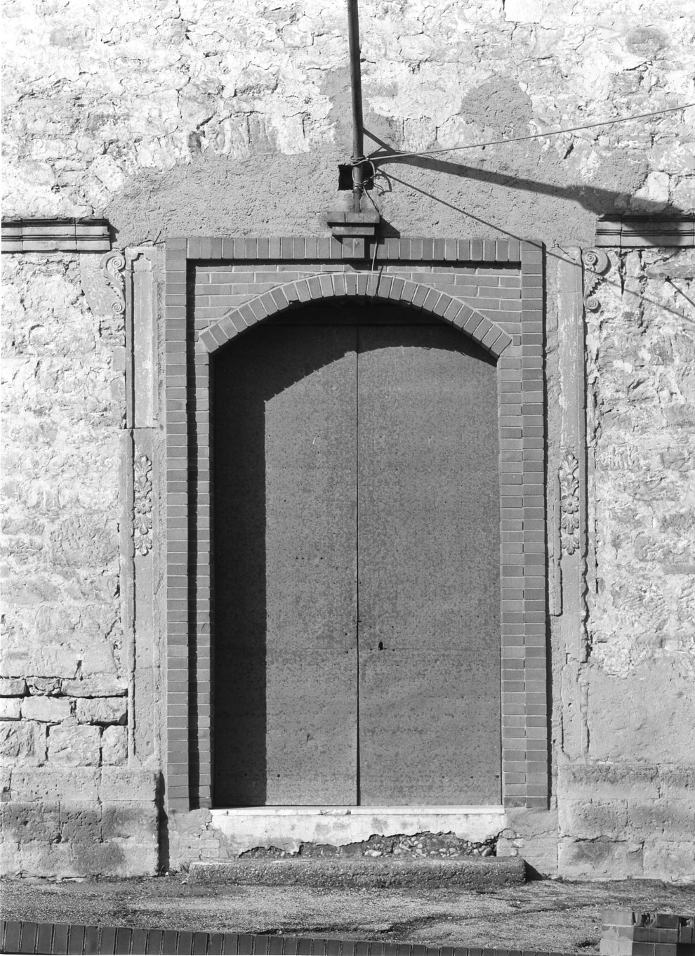 portale, opera isolata - bottega molisana (seconda metà sec. XVII)