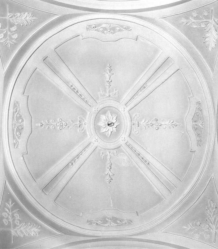 decorazione plastica - bottega molisana (sec. XIX)