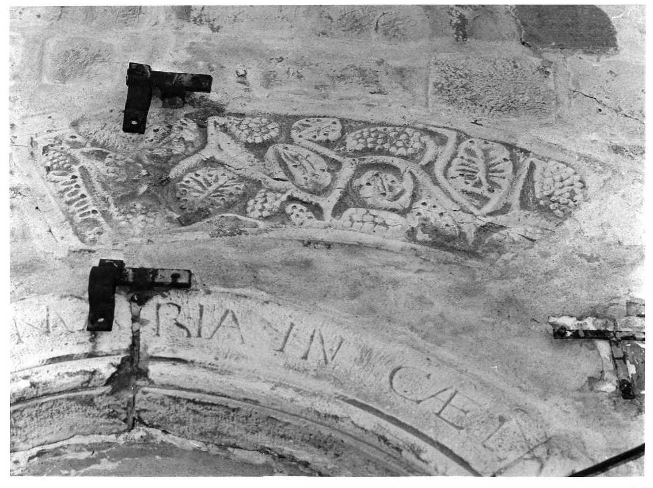 fregio (rilievo) - bottega Italia meridionale (sec. XII)