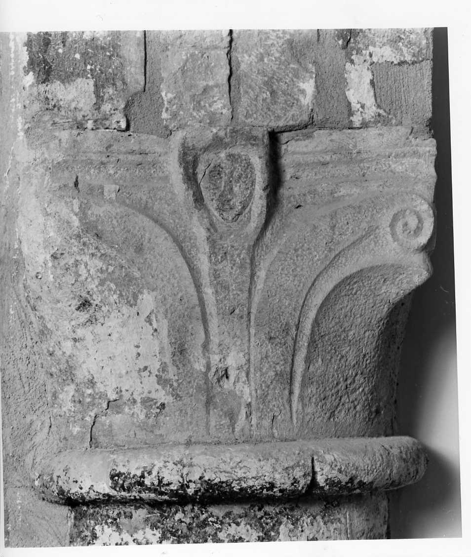 figura antropomorfa (capitello) - bottega Italia meridionale (fine sec. XII)