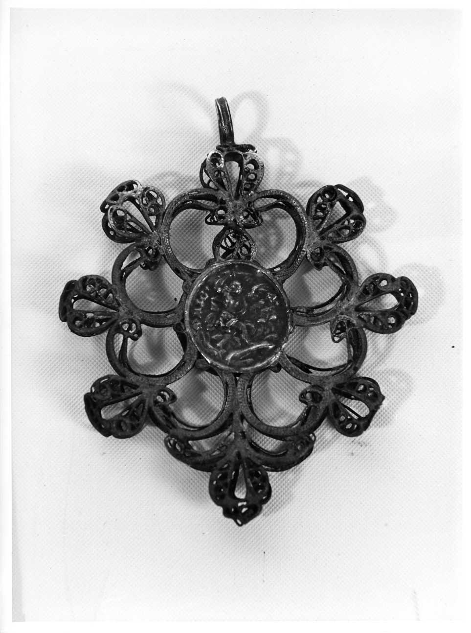 medaglione - bottega molisana (fine/inizio secc. XVIII/ XIX)