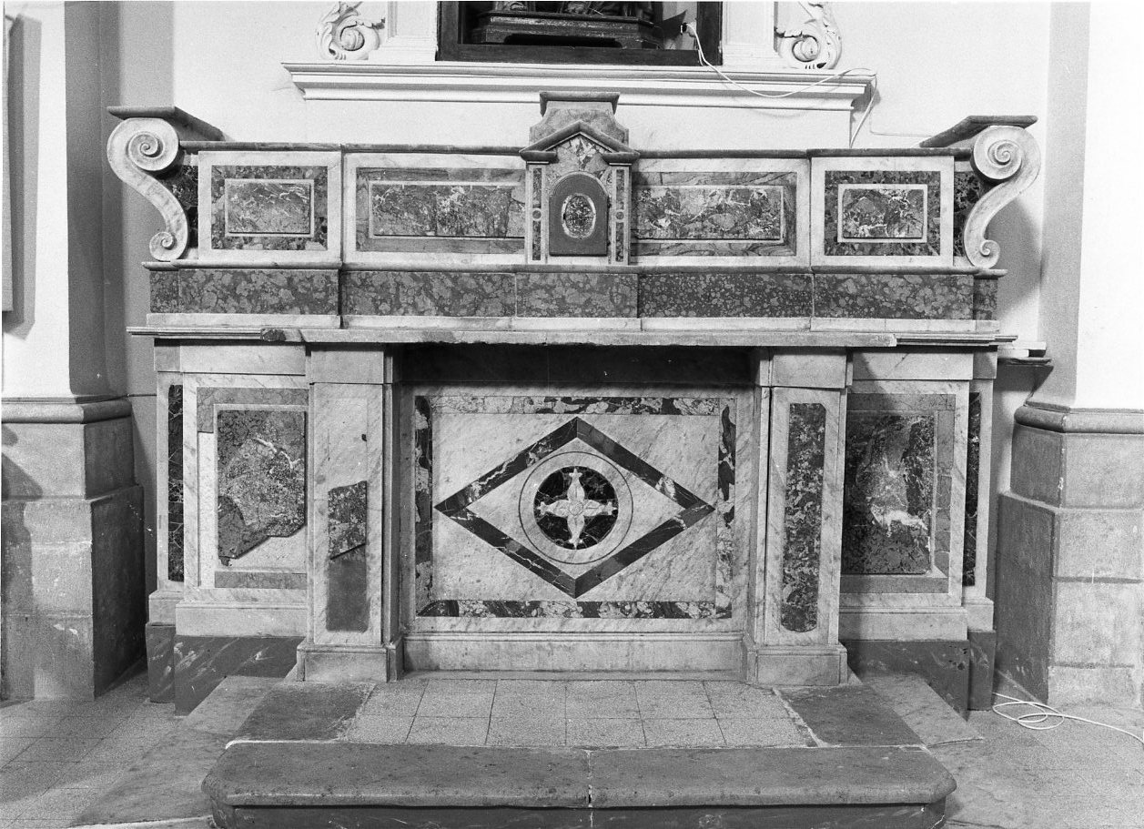 altare, opera isolata - bottega Italia meridionale (sec. XIX)